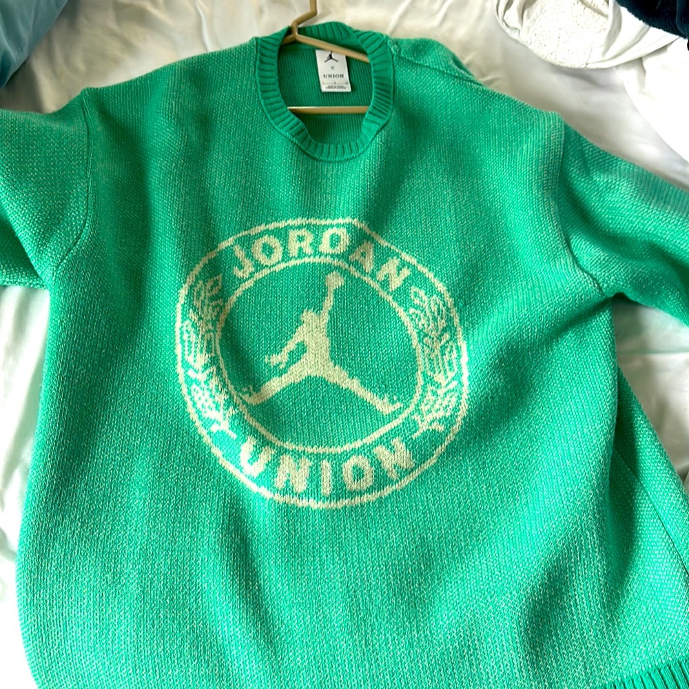 Jordan X UNION collab wool sweater